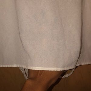 AKIRA Tops - White Cropped Tank Top with Back Out AKIRA Tops - White Cropped Tank Top with Back Out